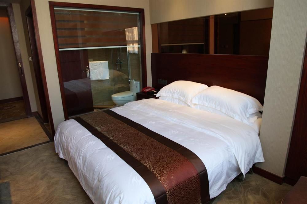 Tiancheng Holiday Hotel Nanchong Exterior photo